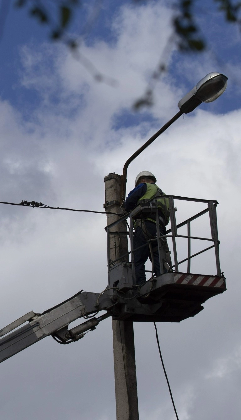 Instalacje oświetlenia drogowego 